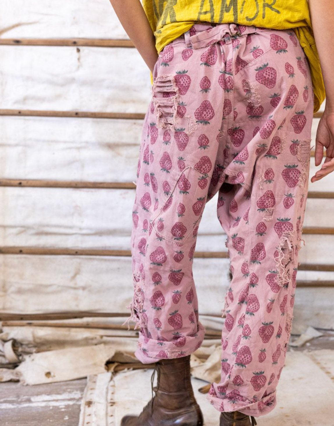 Strawberry Provision Trousers- Sweet Kiss