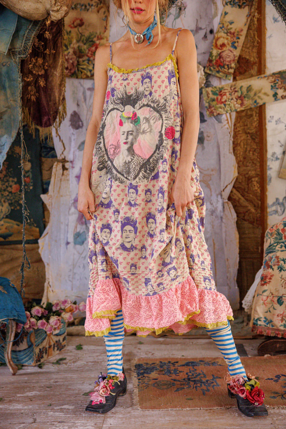 Frida Corazon Llameante Clementine Slip - Espiritu Duradero