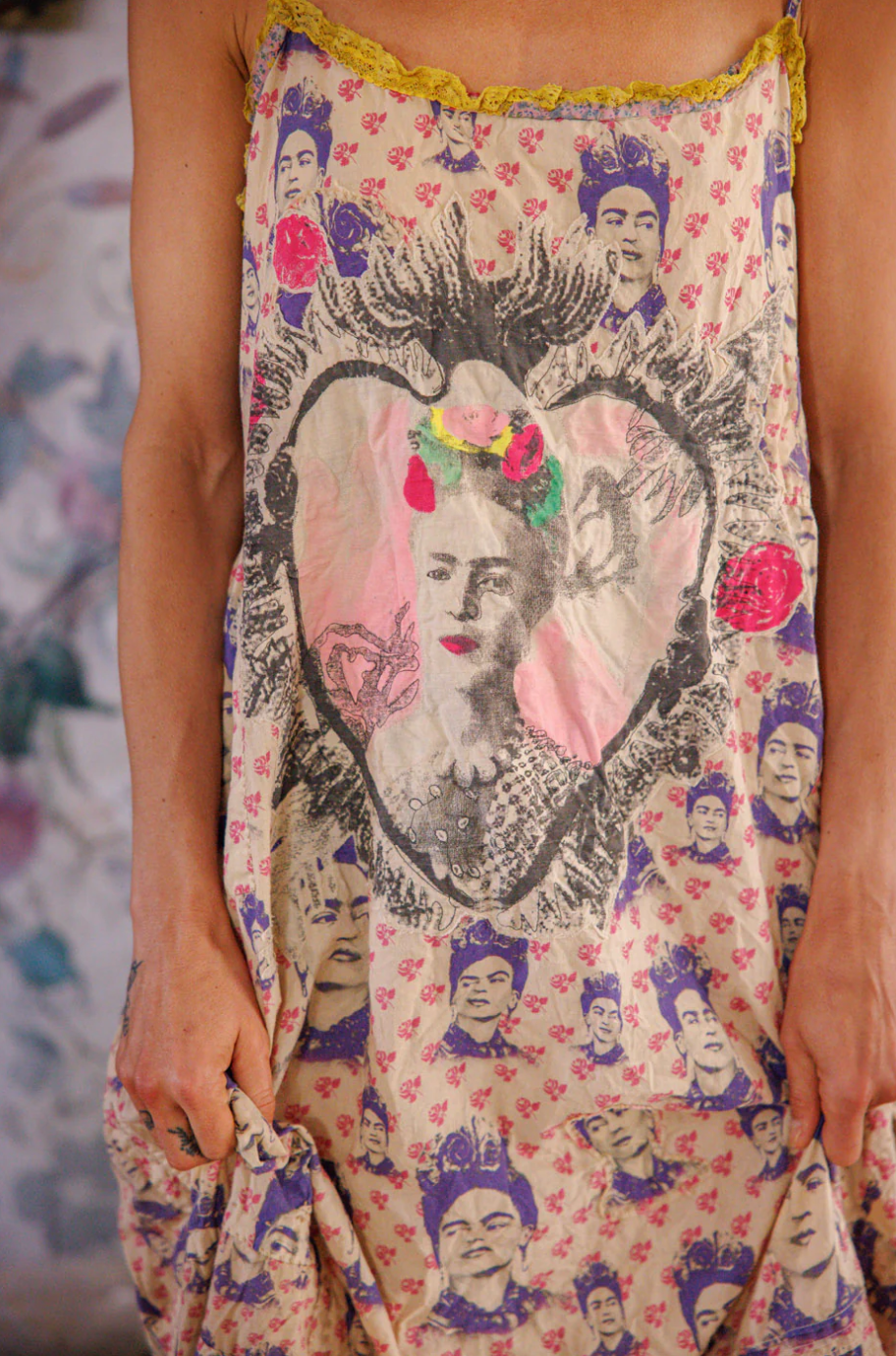 Frida Corazon Llameante Clementine Slip - Espiritu Duradero
