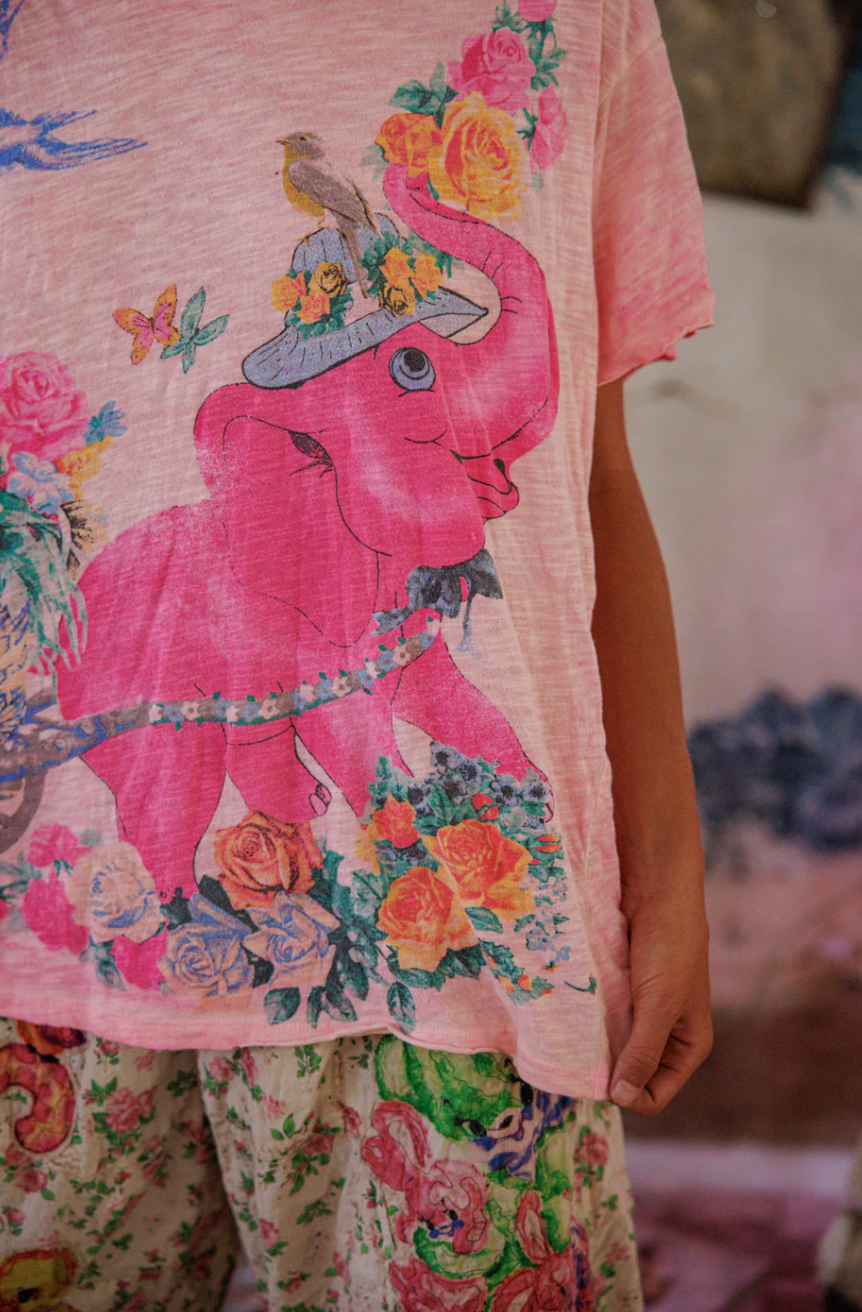 Special Delivery Tee - Azalea Dip Dye