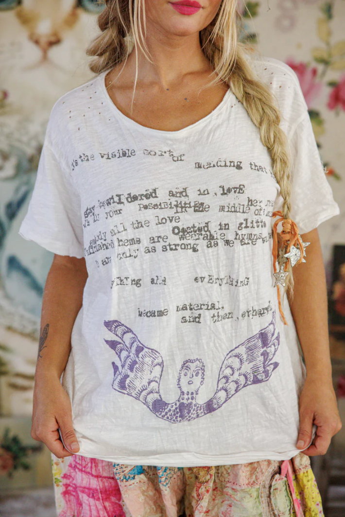 Stay Bewildered Tee - True